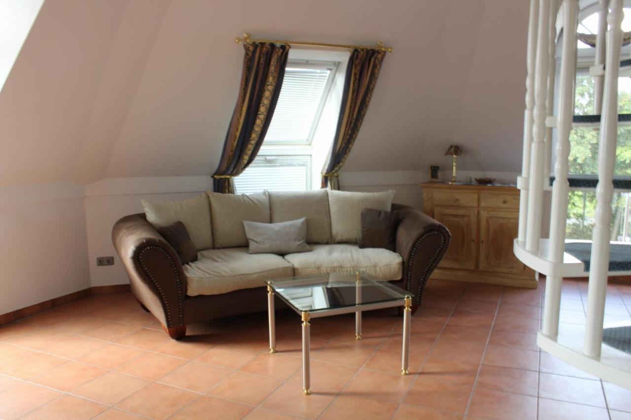 Residenz Rosengrund Mit Schwimmbad Und Sauna Busum Ngoại thất bức ảnh